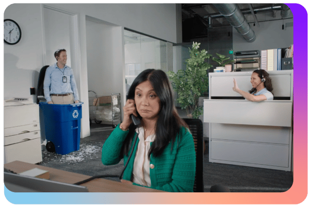 3 agents helping a customer